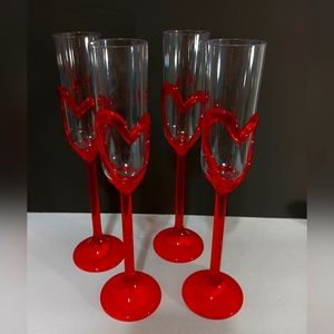 Valentine's HEART ❤️ flute stem plastic wine drinking glasses 4 pieces NEW